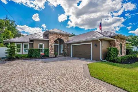 Casa à venda em Winter Park, 4 quartos