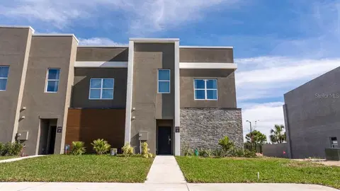 Casa à venda em Kissimmee, 5 quartos