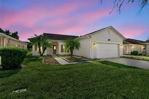 Casa à venda em Poinciana, 2 quartos
