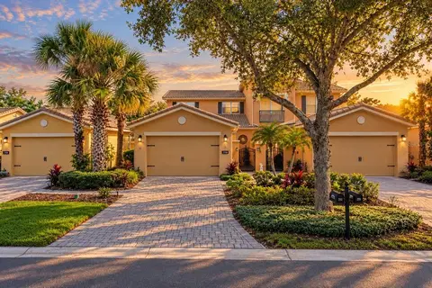 Casa à venda em Poinciana, 2 quartos