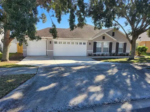 Casa à venda em Clermont, 4 quartos