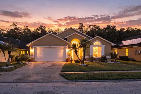 Casa à venda em Kissimmee, 4 quartos